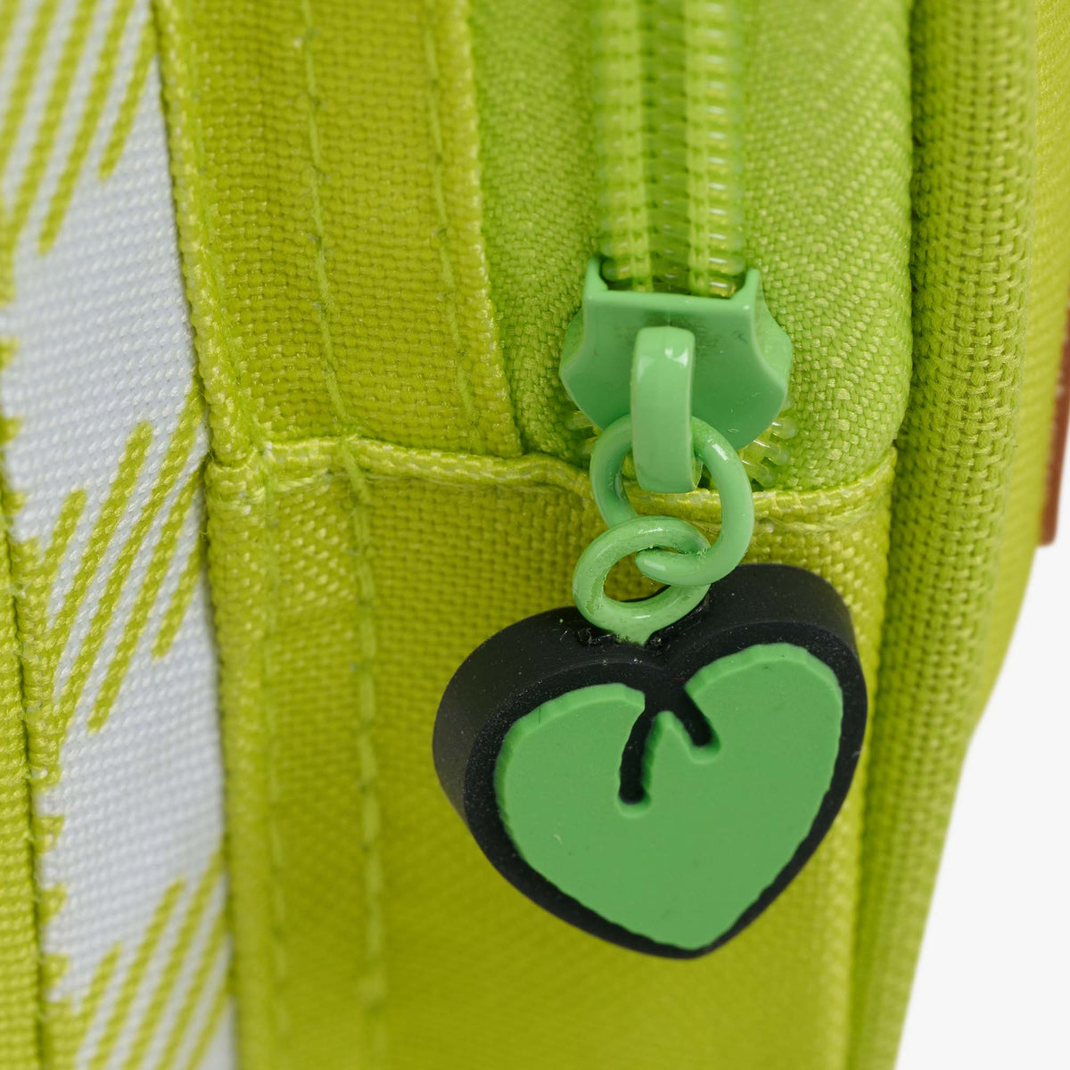 keroppitm-square-lunch-cooler-bag-a4 00028020-Z.jpg