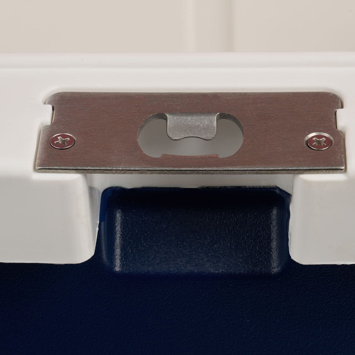 trailmate-25-qt-cooler-j1 00033130-BO.jpg
