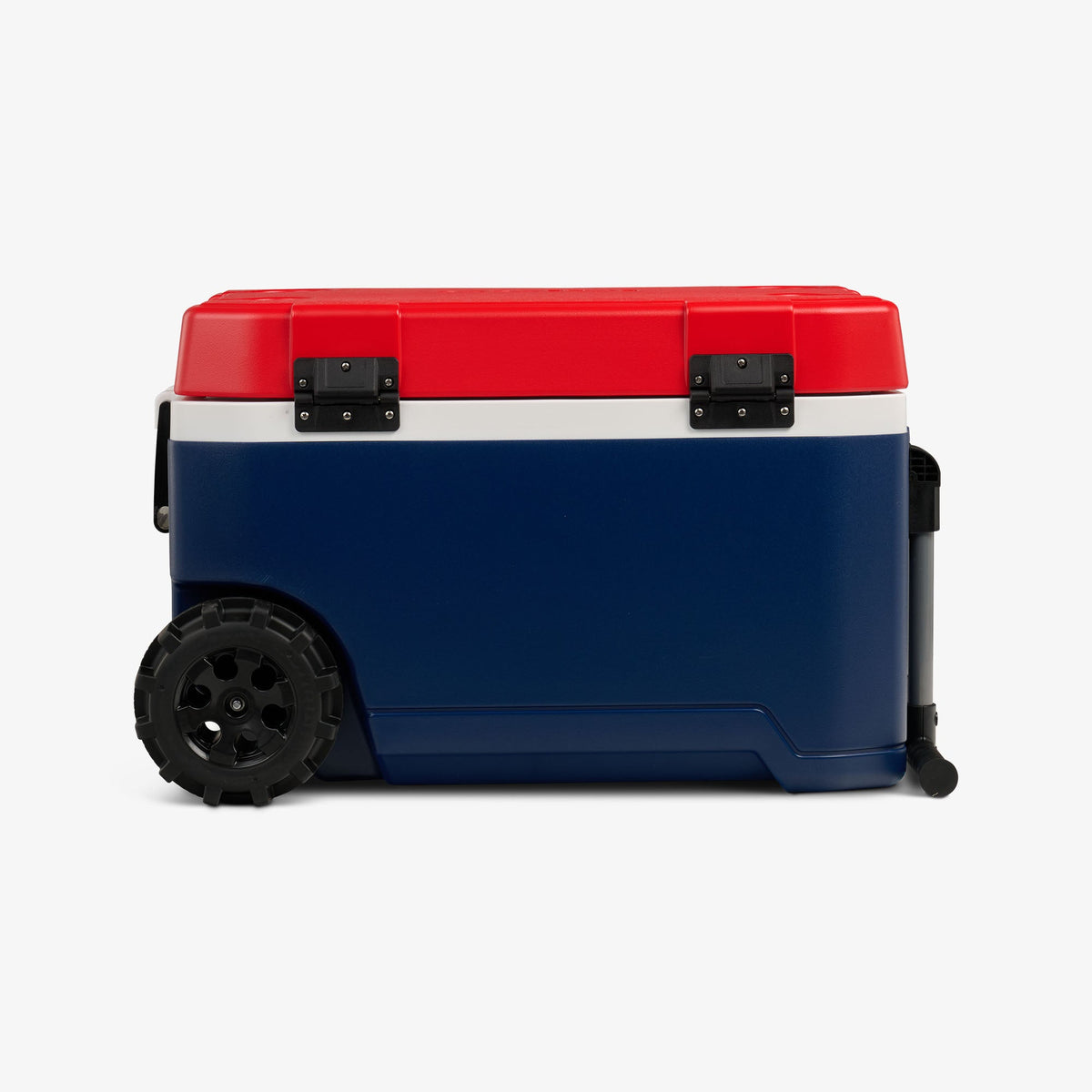 trailmate-75-qt-roller-cooler-q1 00035111-BK.jpg