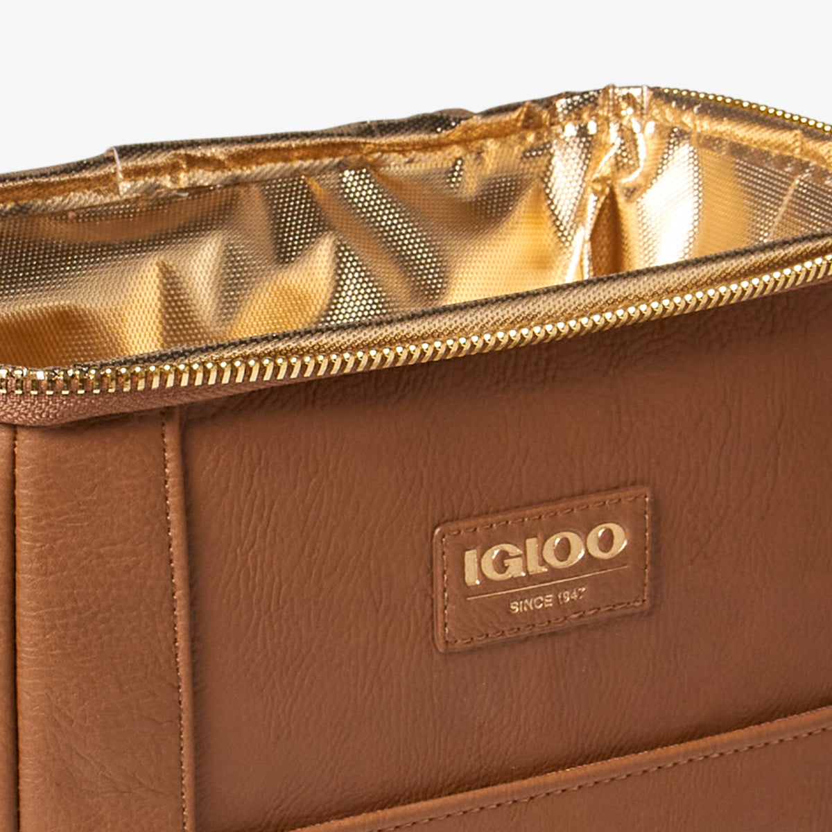 igloo-luxe-mini-convertible-backpack-l1 00066043_D2.jpg