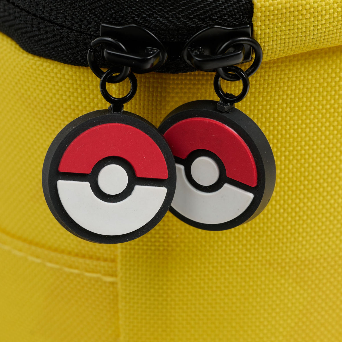 pokemon-pikachu-square-lunch-cooler-bag-r8 00066645-Z.jpg